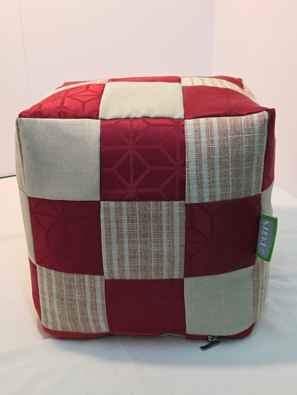 #12 El Cube