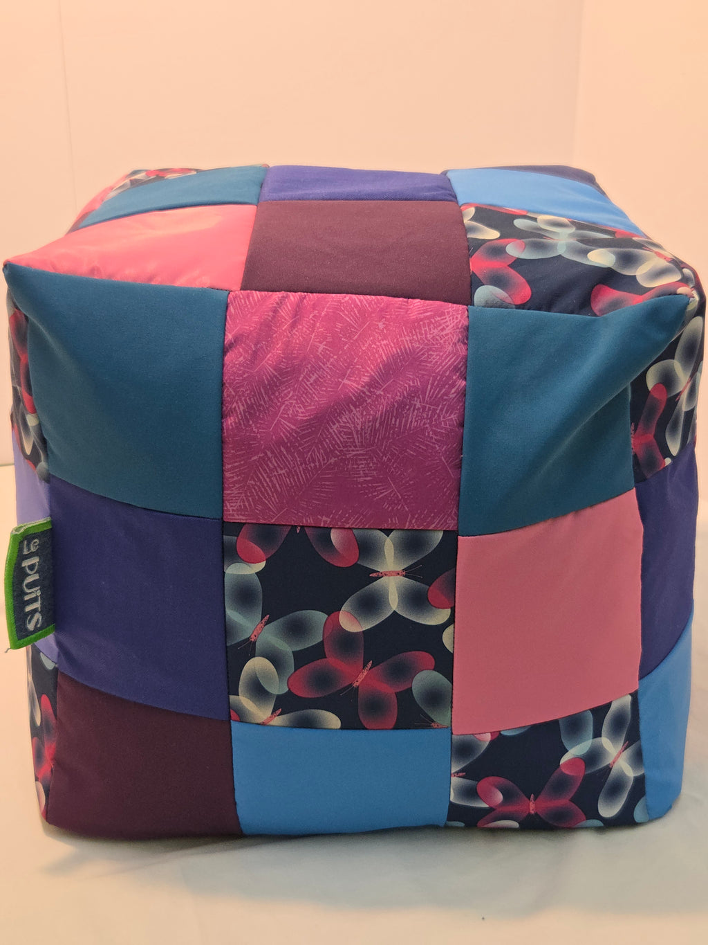 #1 El Cube